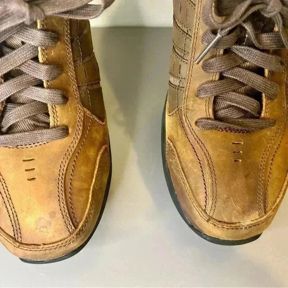 “Skechers” Men’s Air Cooled Relaxed Fit Lace Up Brown Leather Loafers Size 12 👞 - Picture 3 of 12